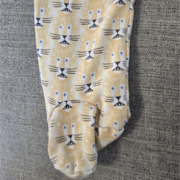 Lila And Hayes Pima Cotton 6-9 Month Footie Pajamas Lion Print - Picture 3 of 6